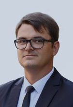 Дегтяренко Максим Євгенович