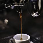 Підприємець з Дніпра відкрив цех обсмаження кави завдяки урядовій програмі «єРобота».