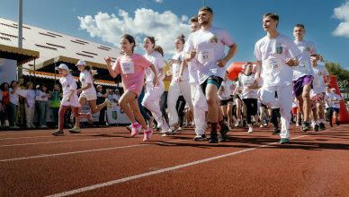 photo_5390850608875042771_y