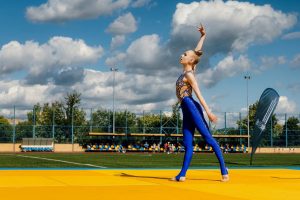 photo_5390850608875042777_y