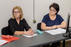 photo_5393264101322520694_y