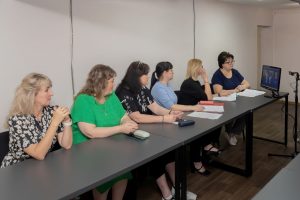 photo_5398028834961485931_y