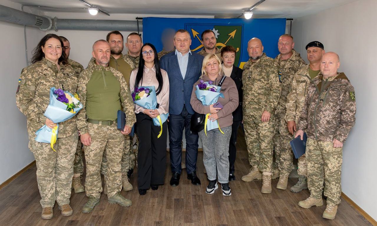 photo_5397656435527122192_y