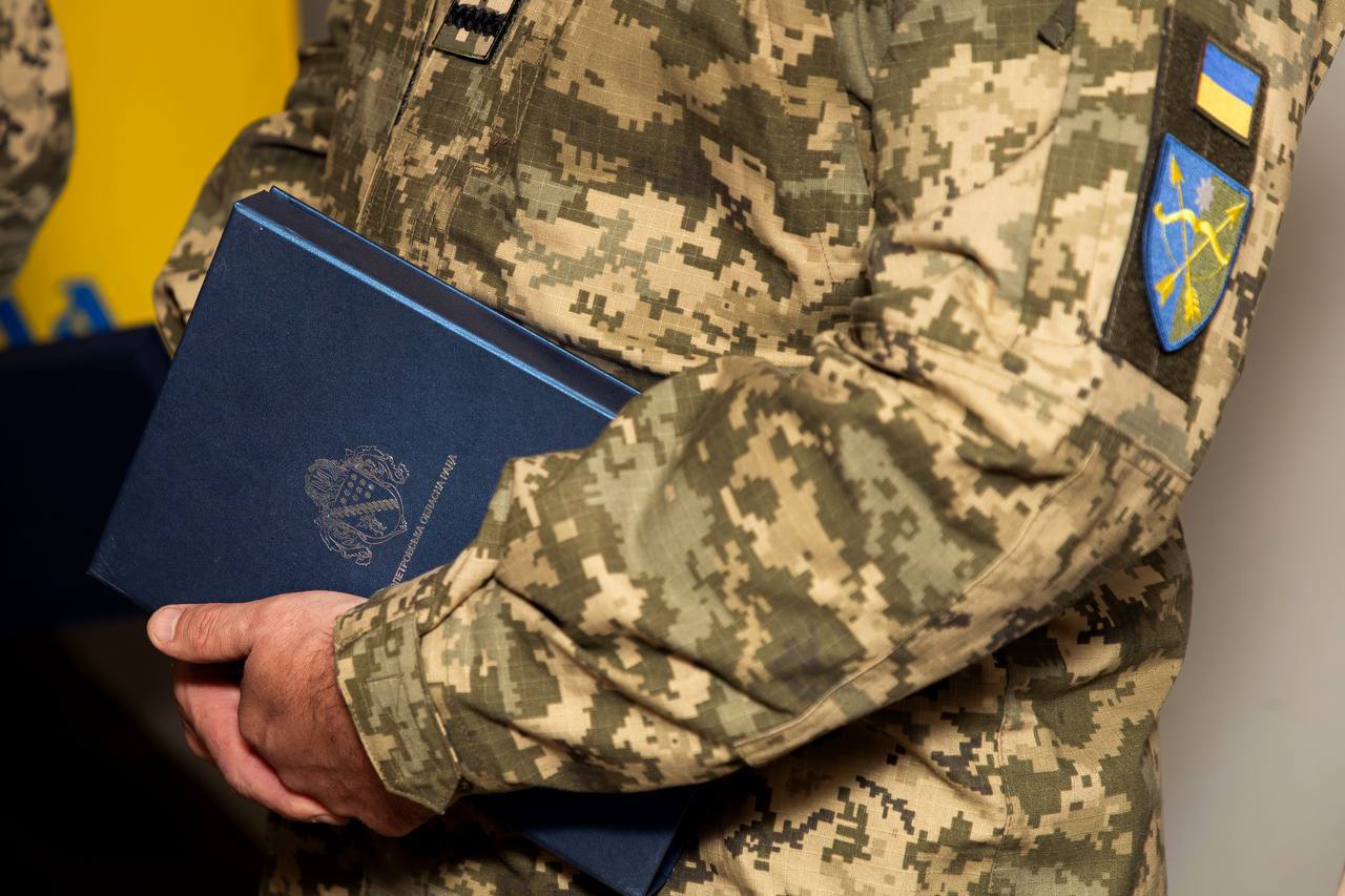 photo_5397656435527122197_y