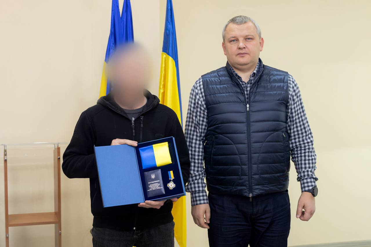 photo_5397656435527122201_y