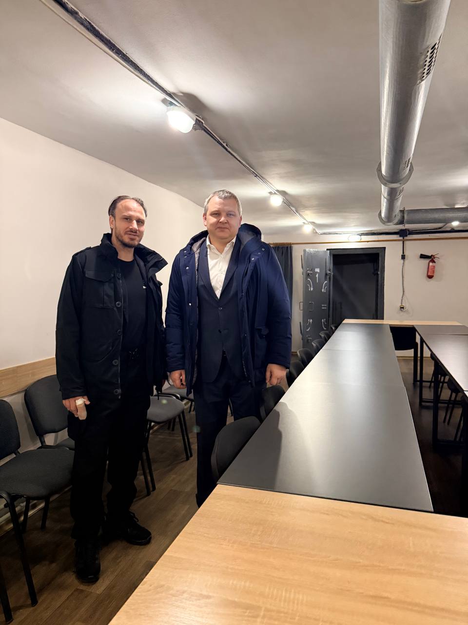 photo_5434048273246712216_y