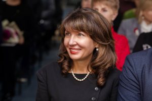 photo_5215666714010390657_y