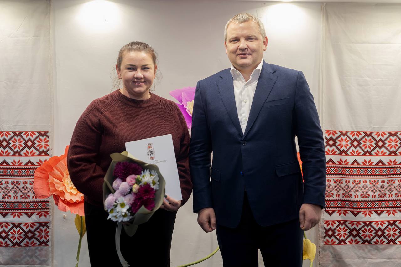 photo_5215666714010390659_y