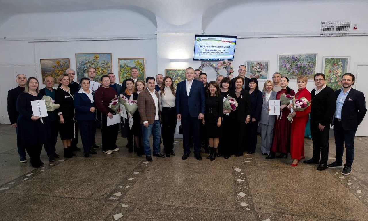 photo_5215666714010390662_y