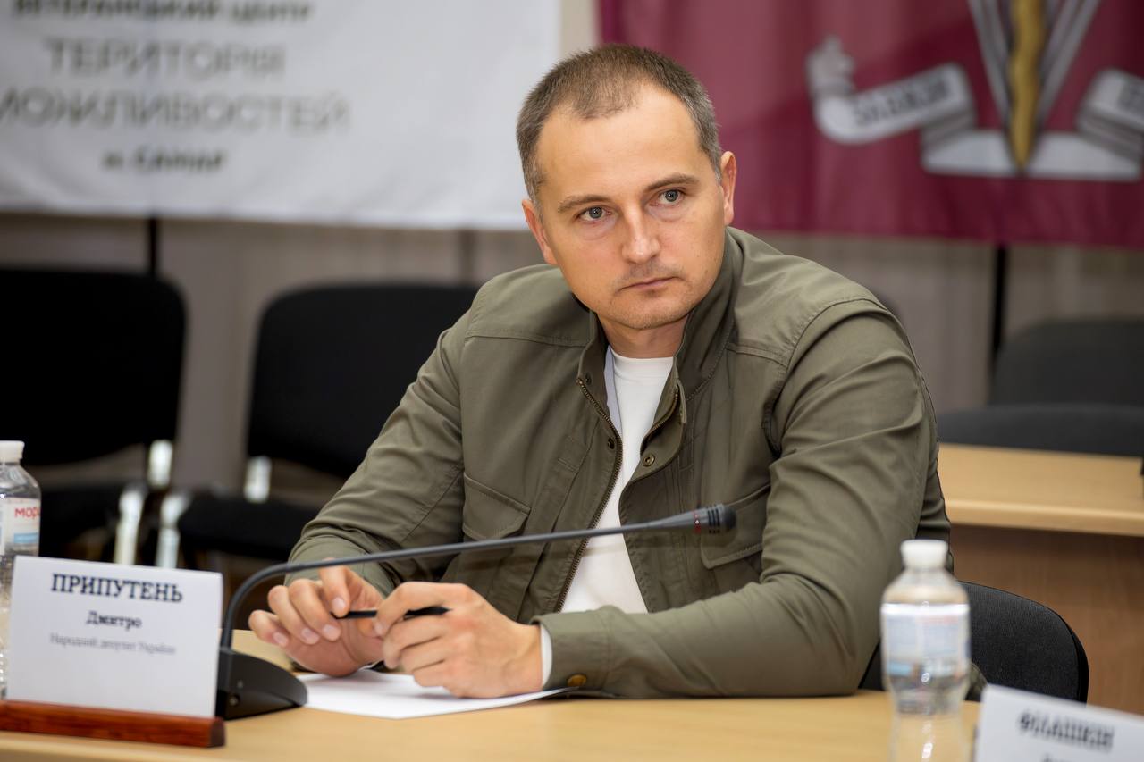 photo_5231211617993821455_y