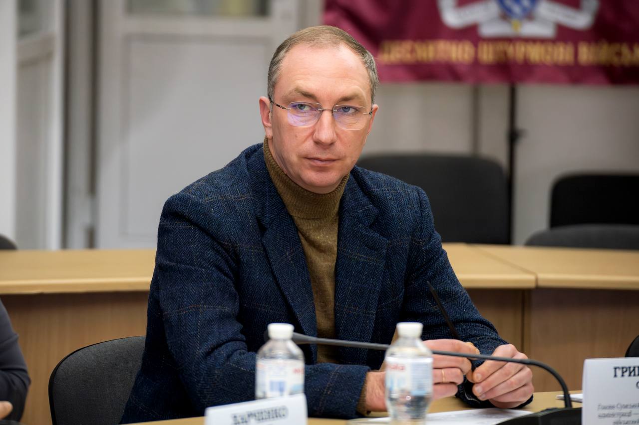 photo_5231211617993821459_y