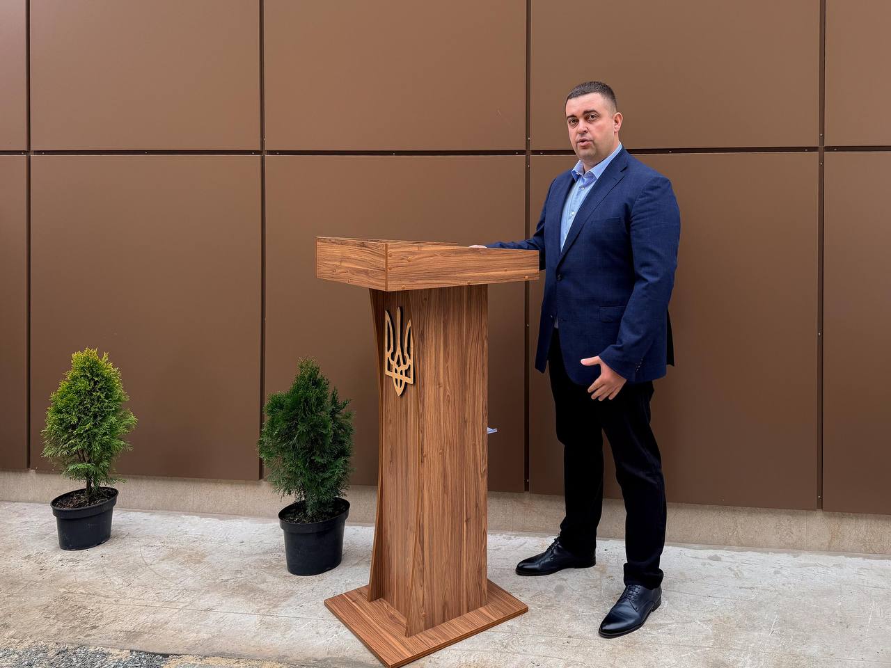 photo_5235647365727849278_y