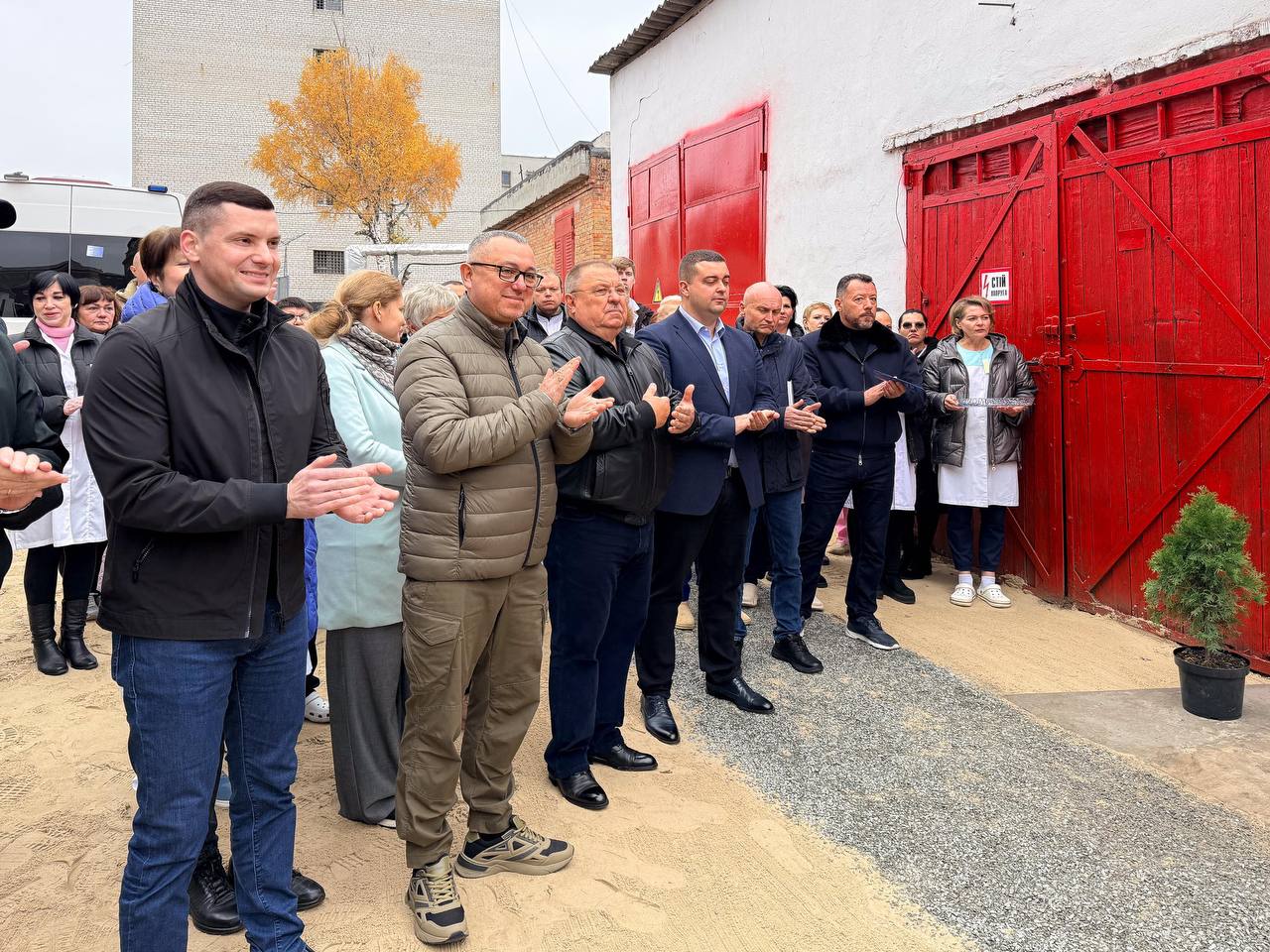 photo_5235647365727849279_y