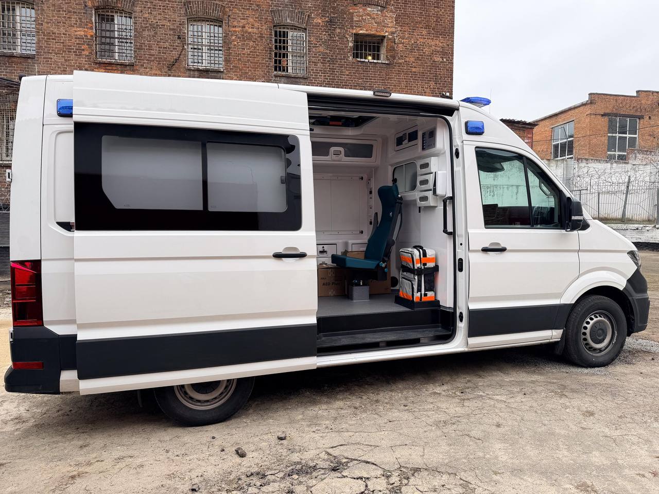 photo_5235647365727849284_y