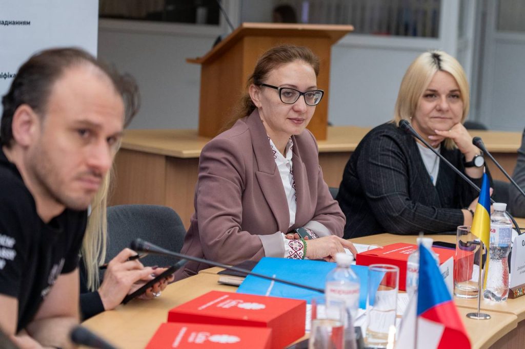 photo_2_2025-12-04_17-56-25