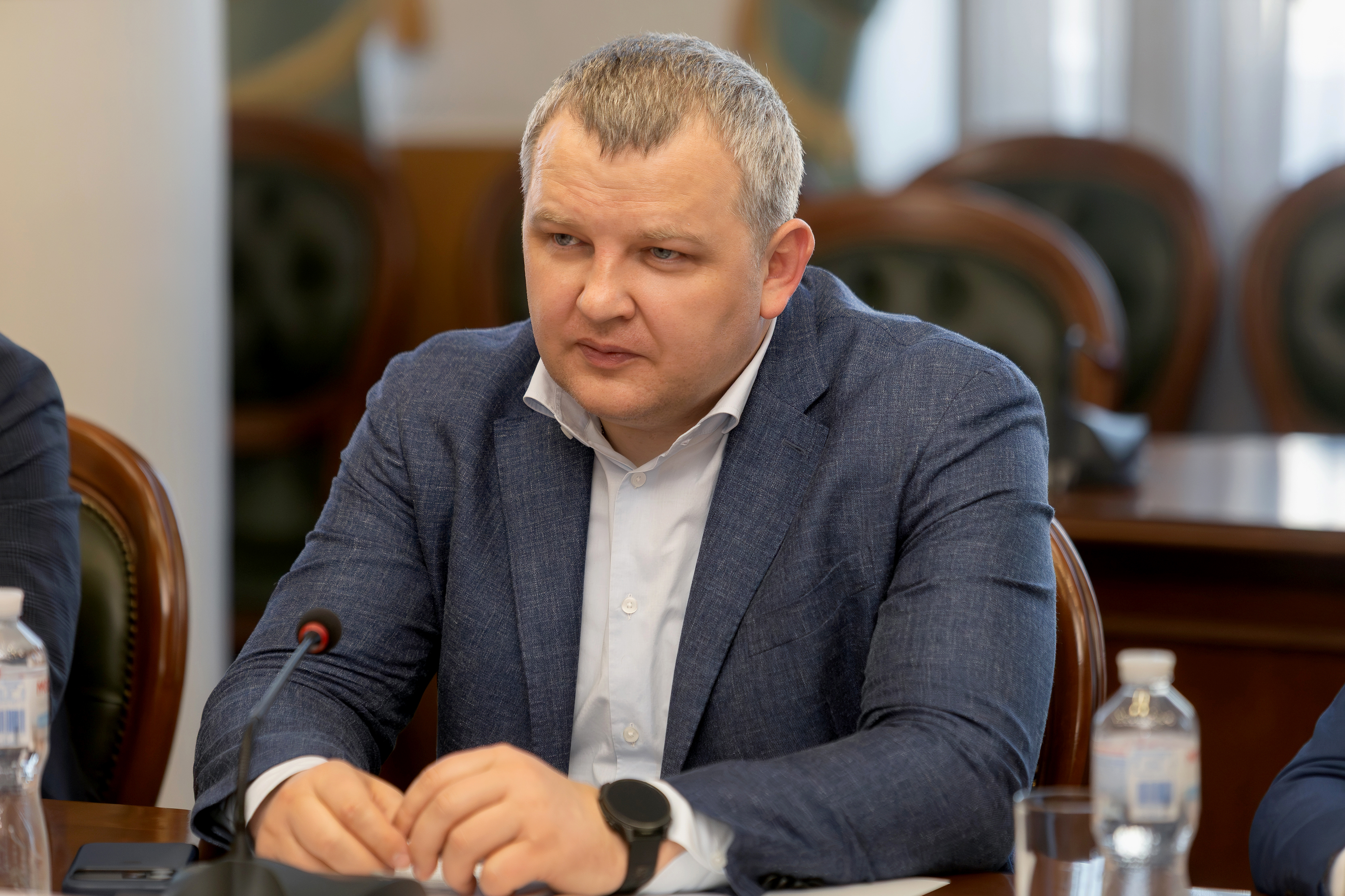 2f50962b-ef8e-4041-b983-266258bf8274