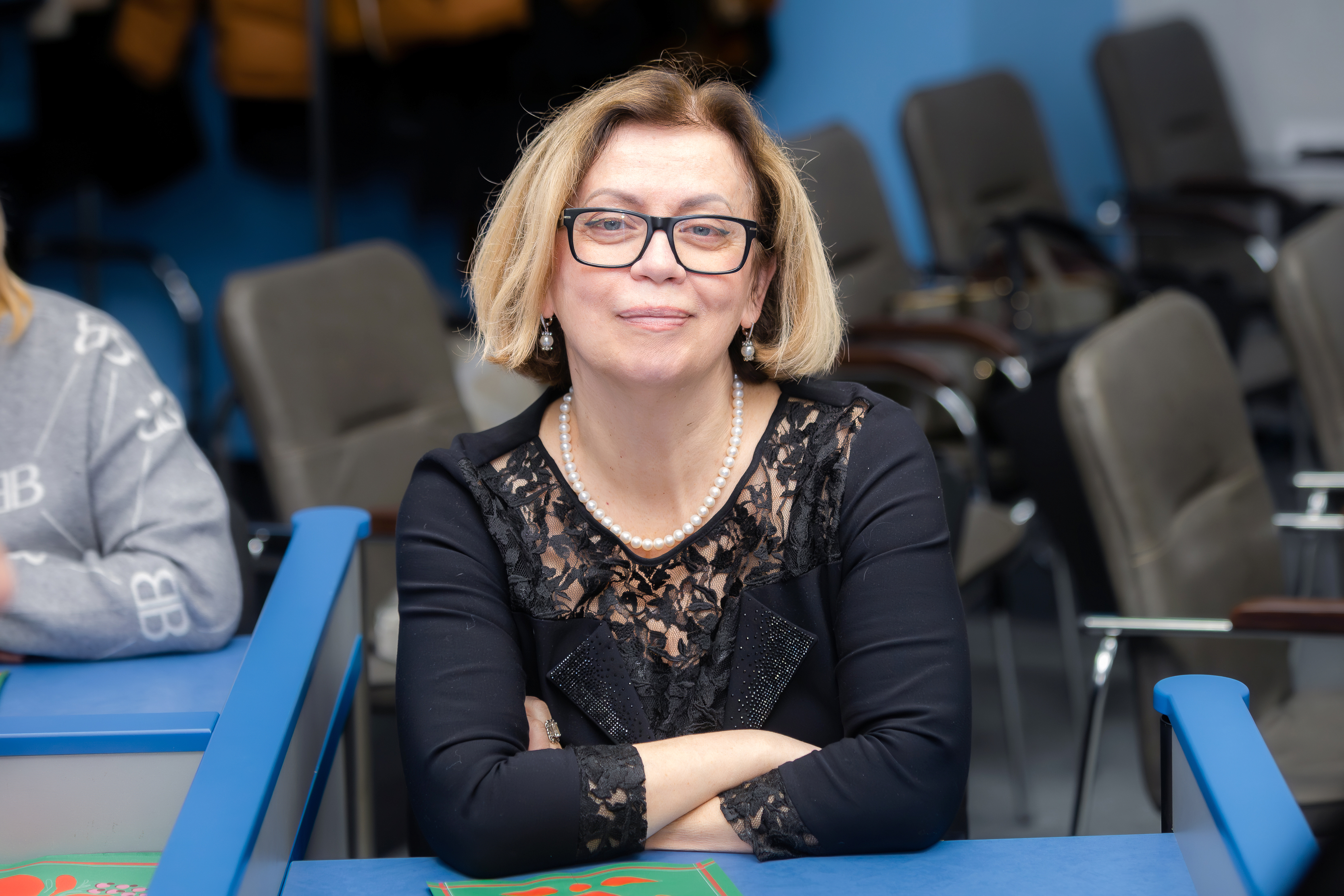 a1df2198-4da5-45ea-adaa-fae5c870aa48