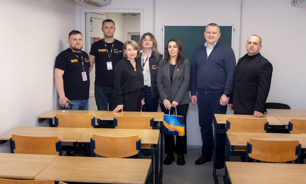 a602e3ea-44e9-481b-b244-41dd25d9be93