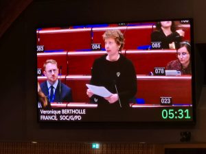 1ee112e9-3818-4c1f-975b-044bbf2e549a