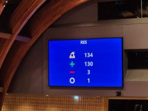 6455956c-8483-49e4-b991-472422a8ee43