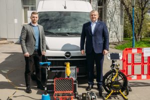 a5f86aff-b5c2-4403-881e-60422bff1dc6