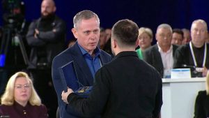 photo_5386608074543535131_y