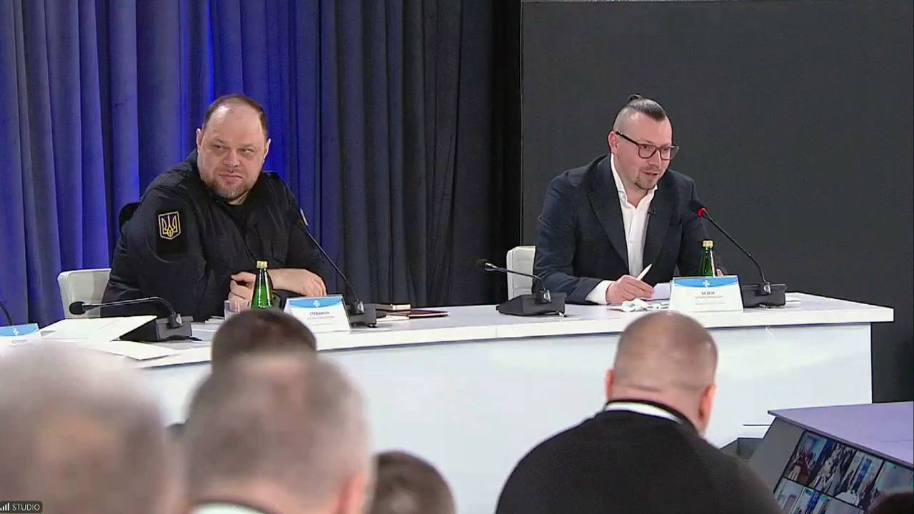 photo_5386608074543535190_y